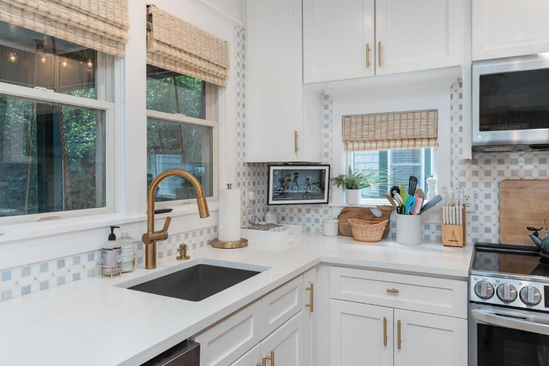 Photo of Kitchen in Surfman's Walk