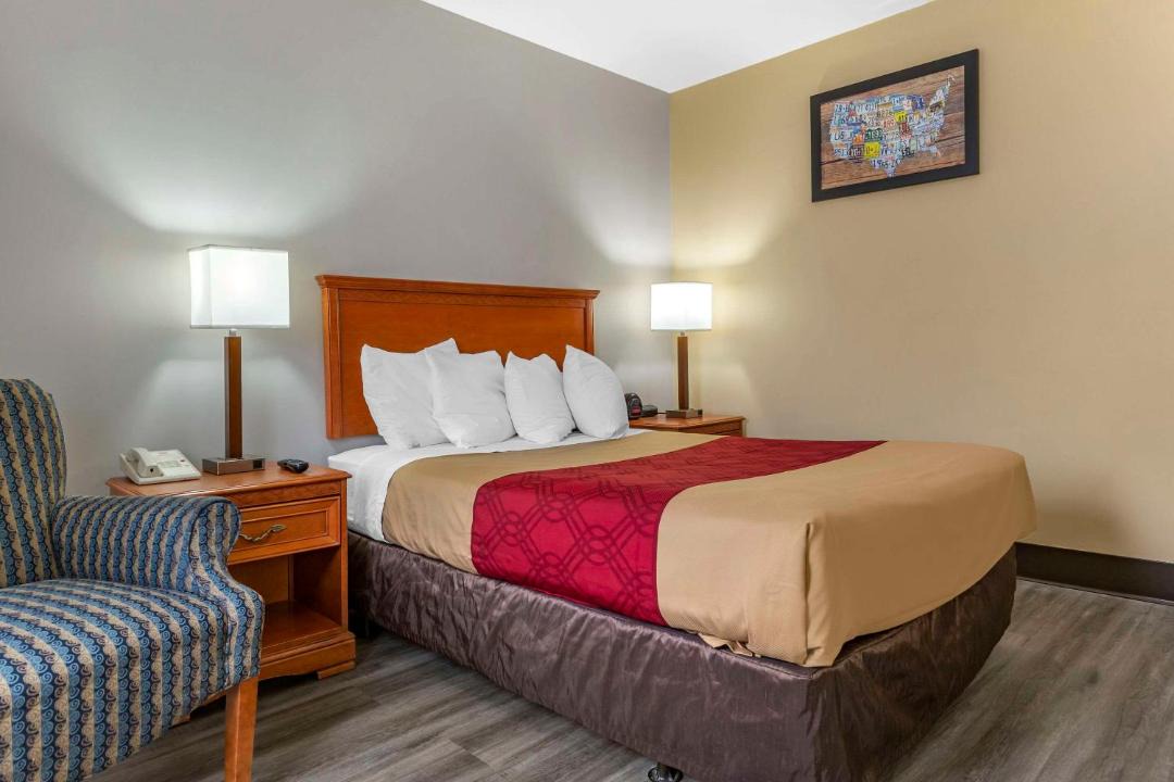 Photo of Bedroom in West Southern Pines