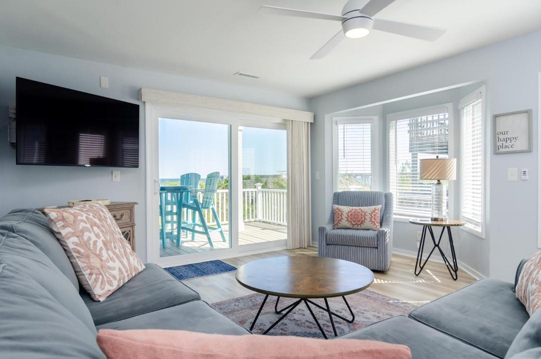 Photo of Livingroom in Wrightsville Beach