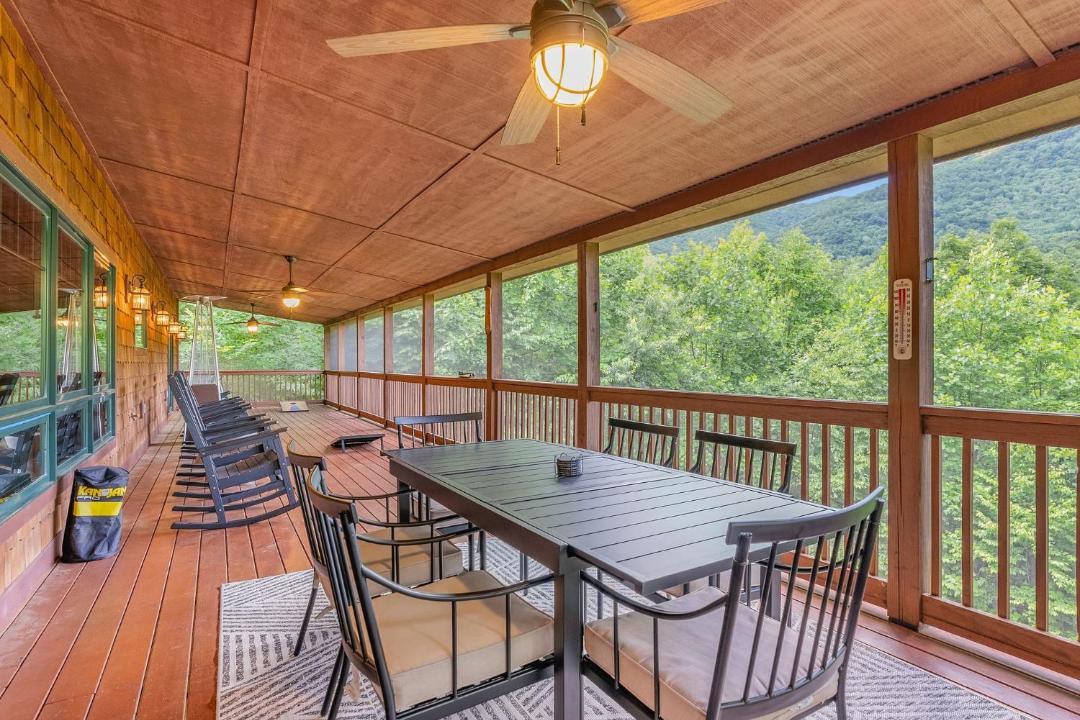 Photo of Patio Balcony in Laurel Ridge