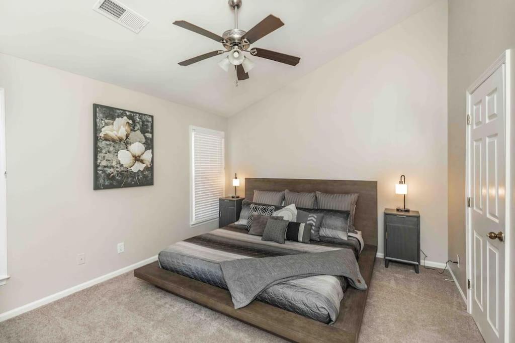 Photo of Bedroom in Greensboro