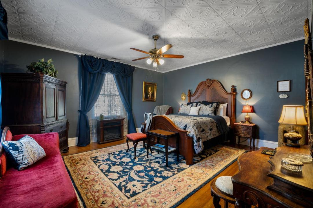 Photo of Bedroom in Statesville
