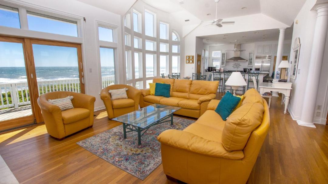 Photo of Livingroom in Pine Island