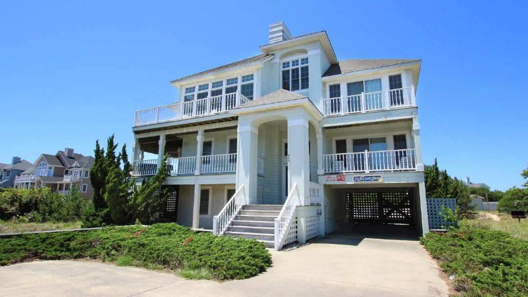 Photo of Buildings in Pine Island