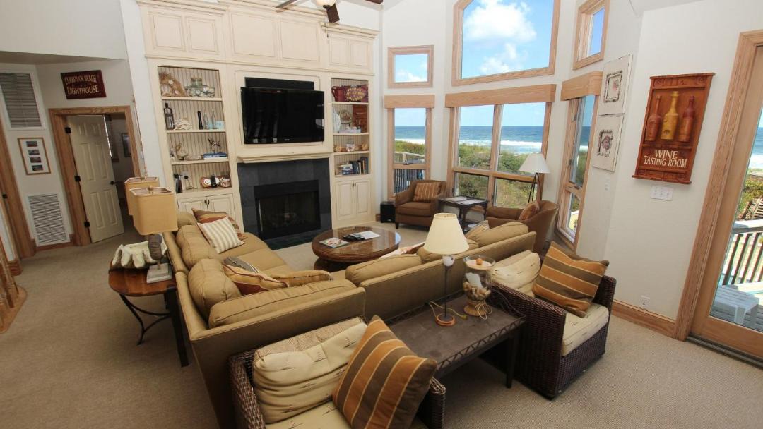 Photo of Livingroom in Pine Island
