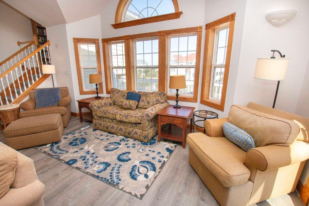 Photo of Livingroom in Pine Island