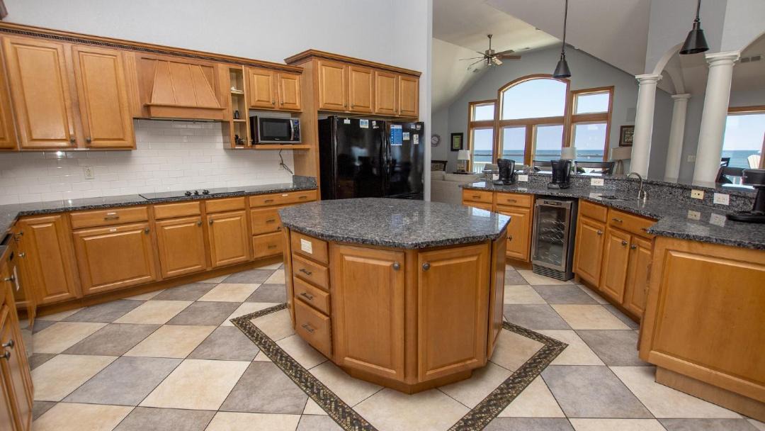 Photo of Kitchen in Whalehead Beach