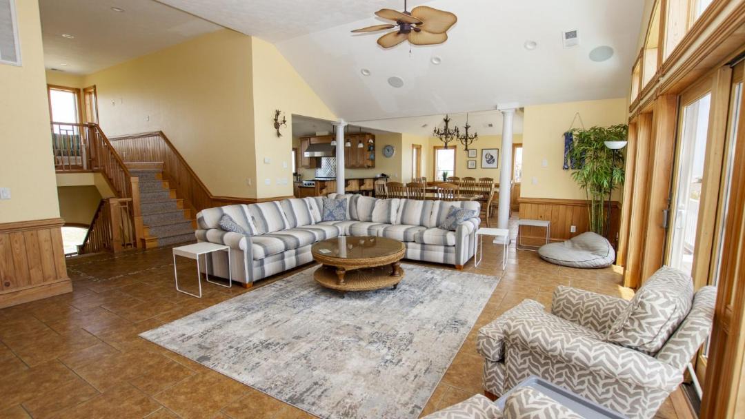 Photo of Livingroom in Whalehead Beach