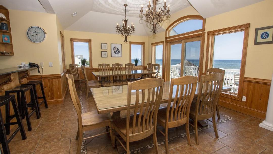 Photo of Livingroom in Whalehead Beach