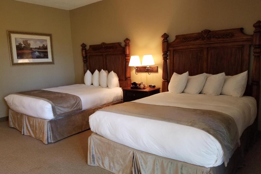 Photo of Bedroom in Fontana Village