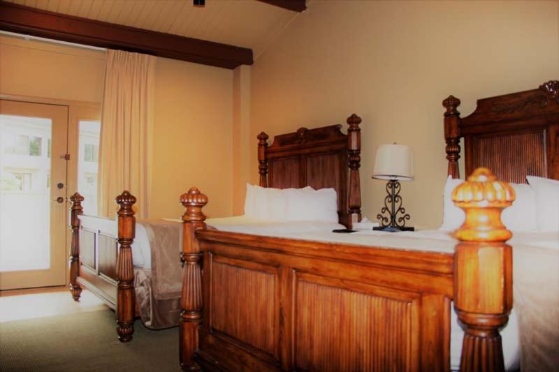 Photo of Bedroom in Fontana Village