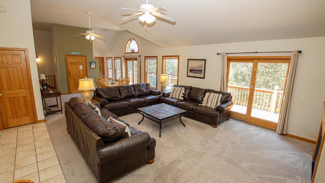 Photo of Livingroom in Southern Shores