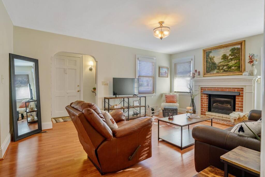 Photo of Livingroom in Apex