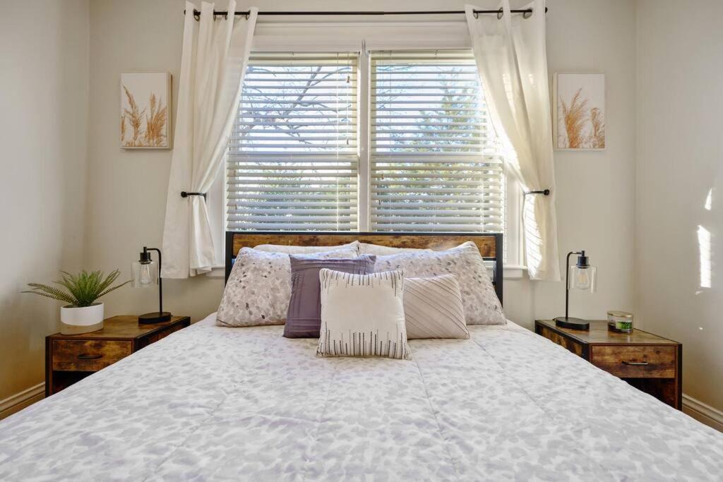 Photo of Bedroom in Apex