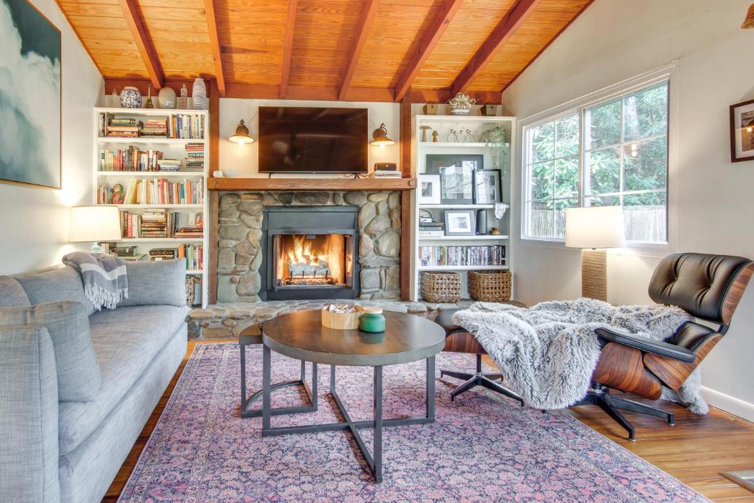 Photo of Livingroom in Black Mountain