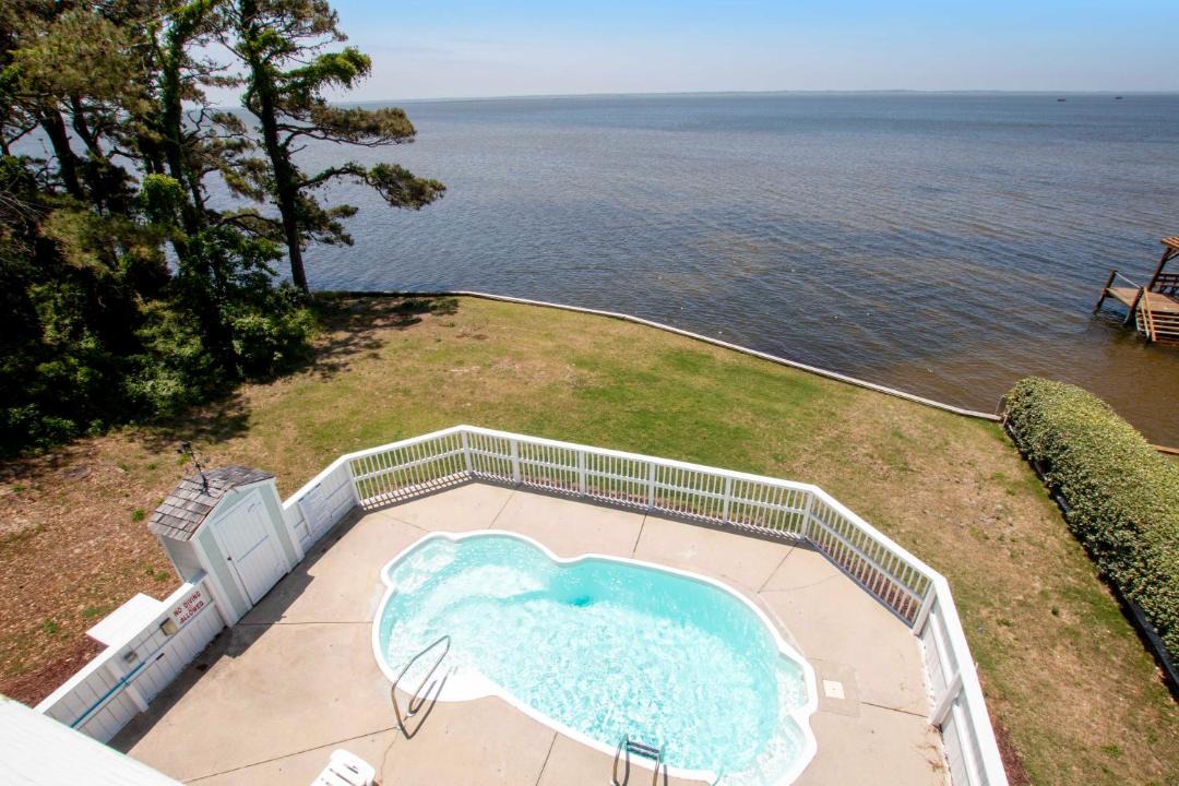 Photo of Outdoor in Monteray Shores
