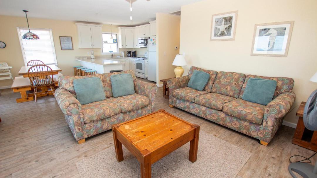 Photo of Livingroom in Colington