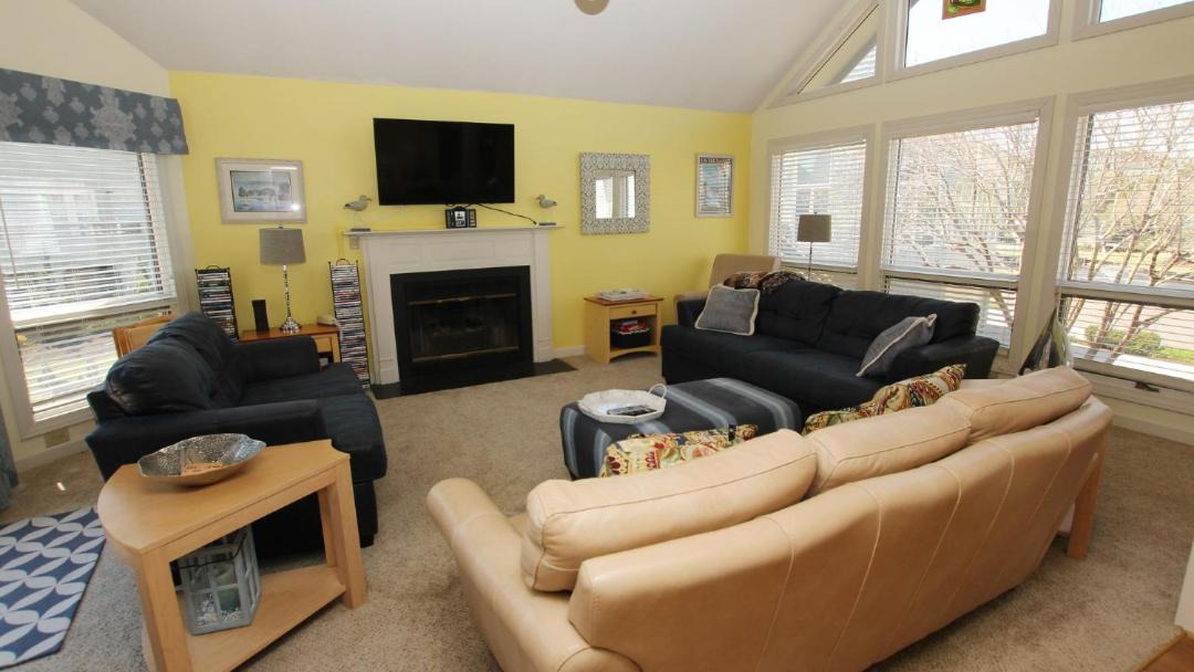 Photo of Livingroom in Corolla Light
