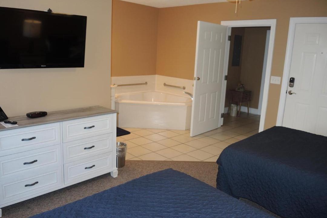 Photo of Bedroom in Calabash