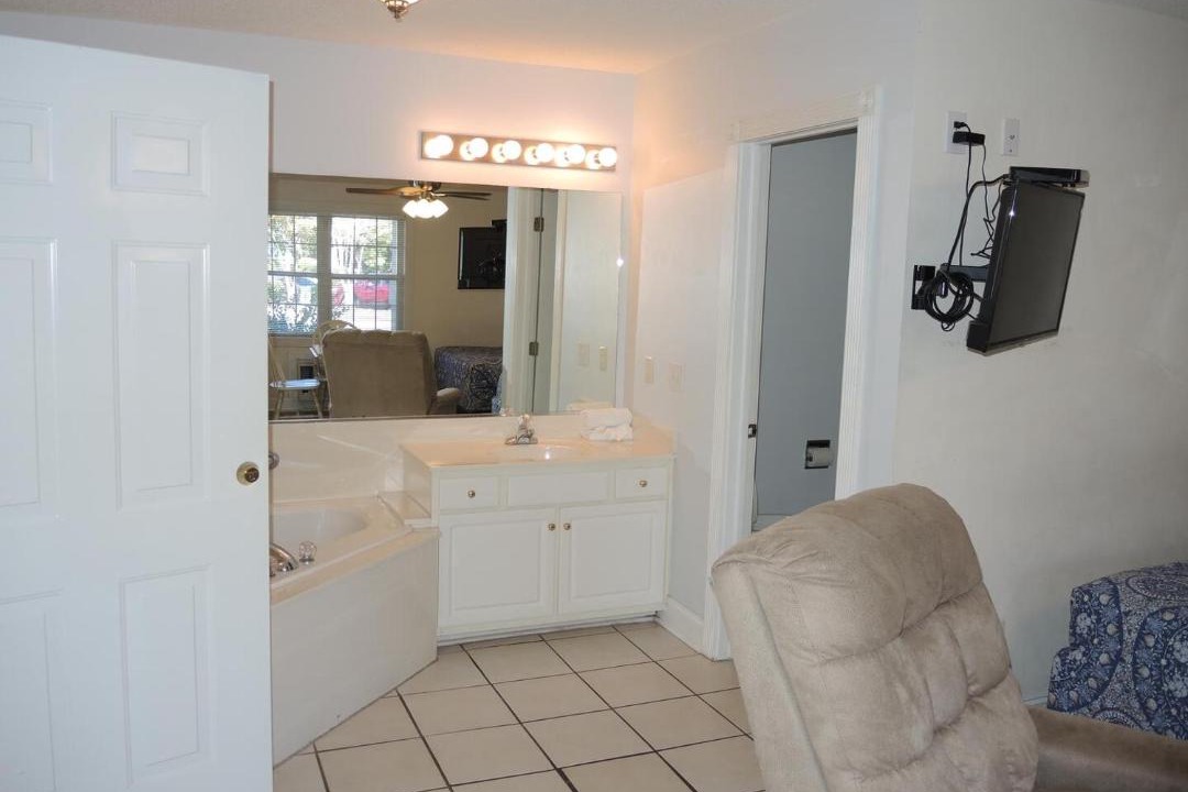 Photo of Livingroom in Calabash