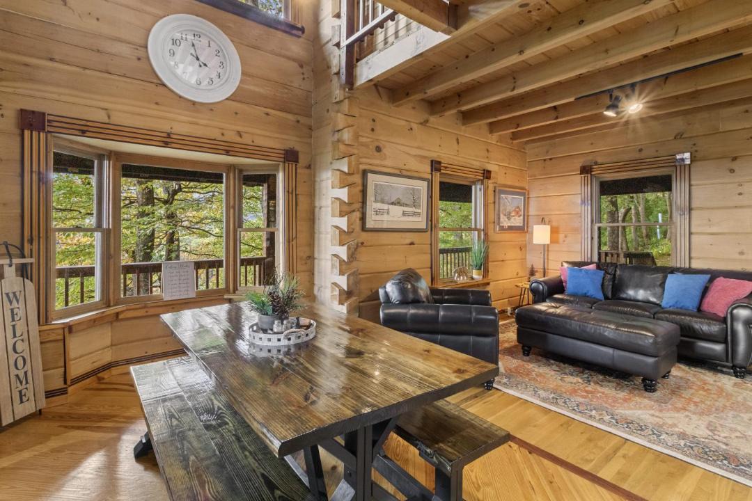 Photo of Livingroom in Deep Gap