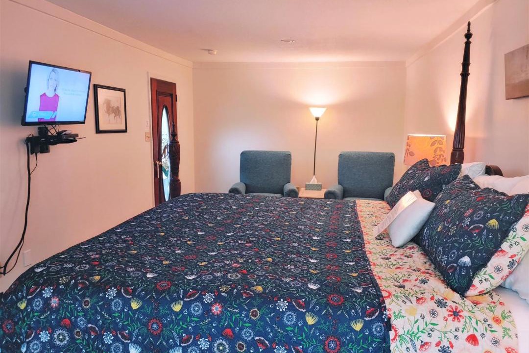 Photo of Bedroom in Bryson City