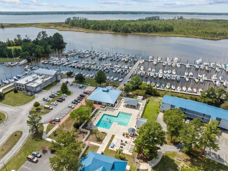 Photo of Outdoor in Fairfield Harbour