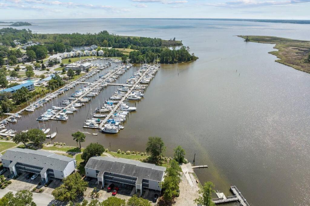 Photo of Buildings in Fairfield Harbour
