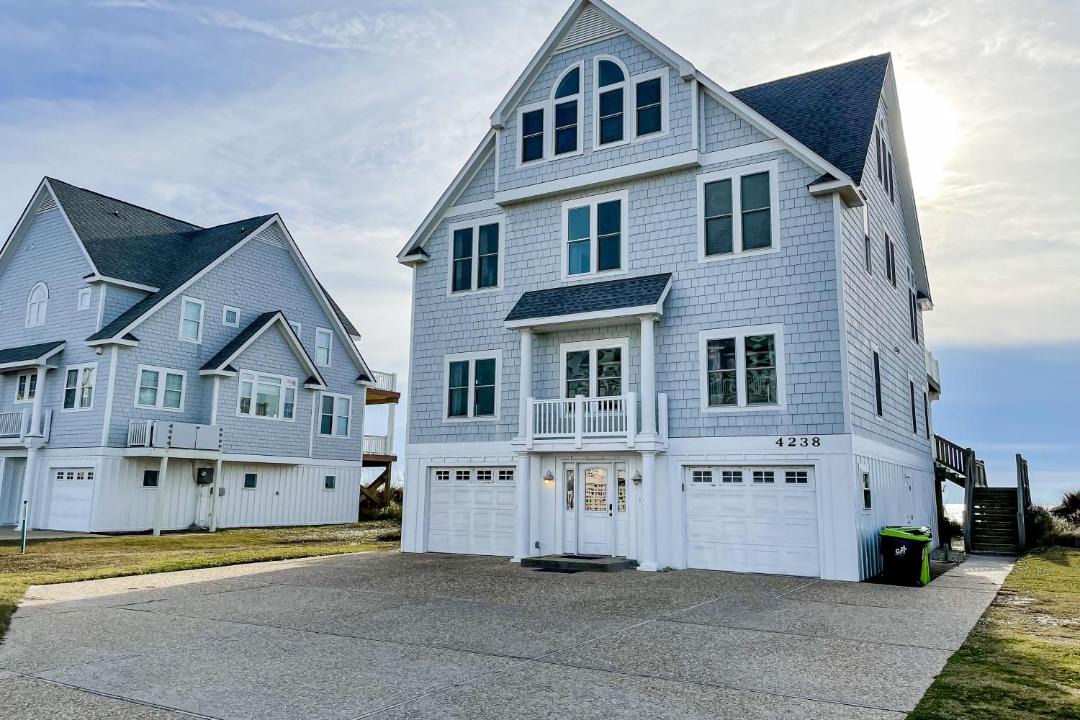 Photo of Buildings in North Topsail Beach
