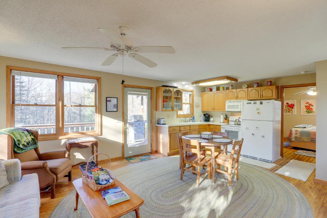 Photo of Livingroom in Burnsville