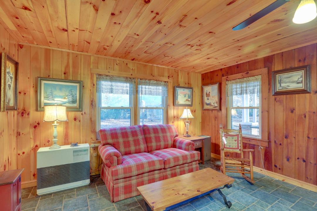 Photo of Livingroom in Burnsville