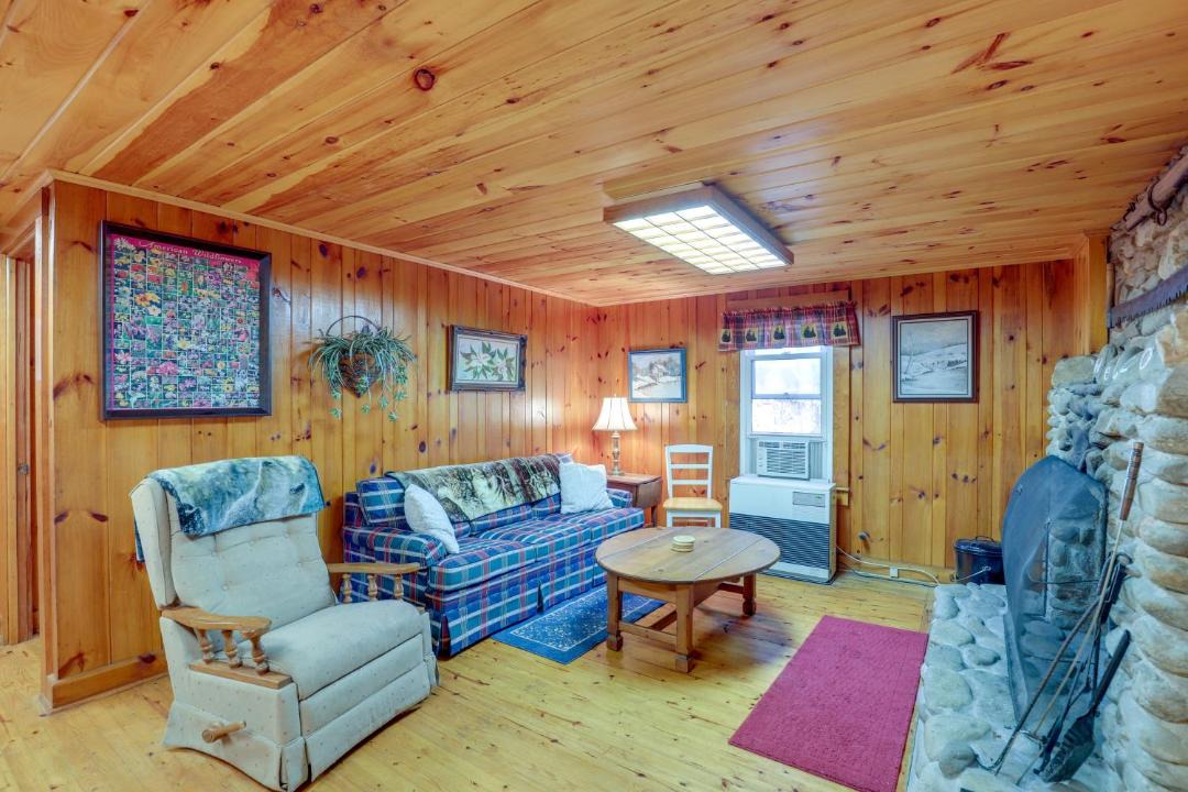 Photo of Livingroom in Burnsville
