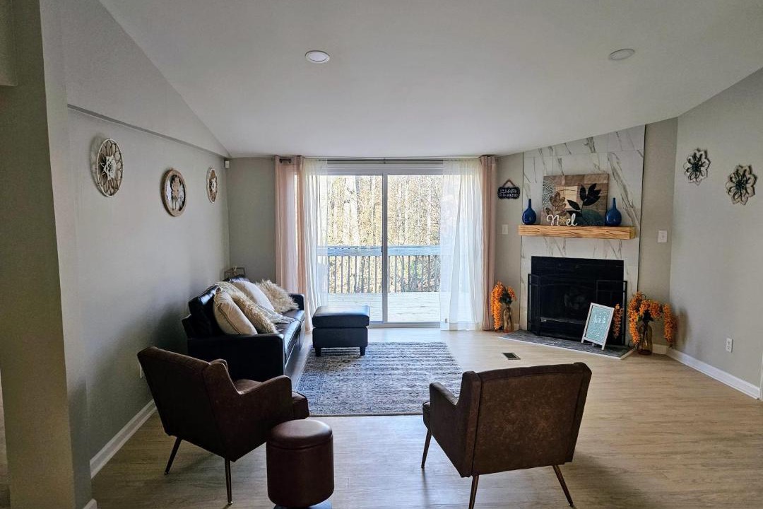 Photo of Livingroom in Mountain Island