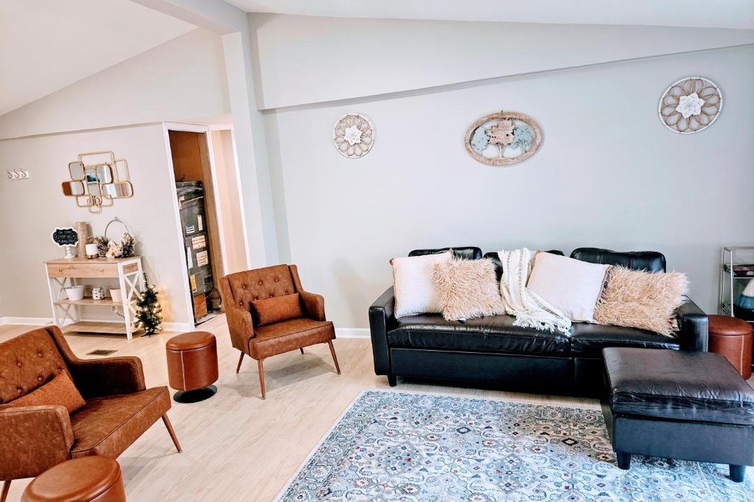 Photo of Livingroom in Mountain Island