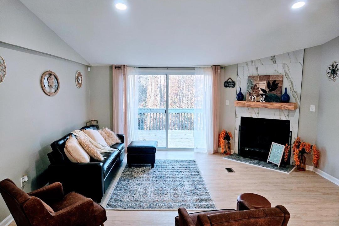 Photo of Livingroom in Mountain Island