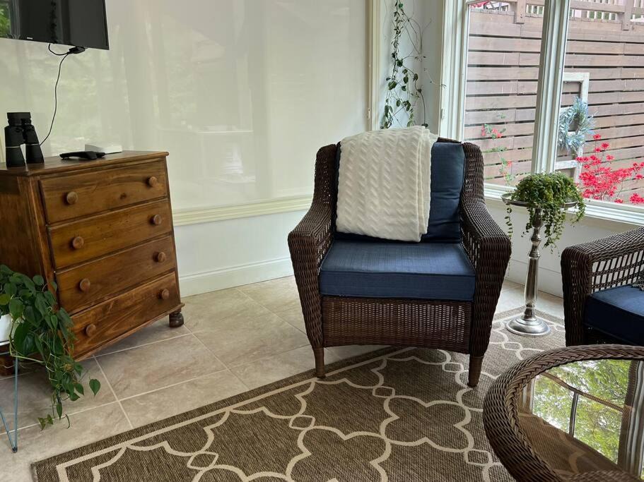 Photo of Livingroom in Asheville