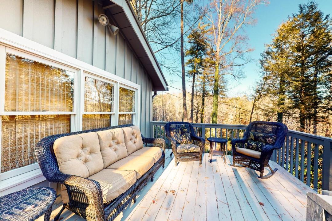 Photo of Patio Balcony in Mirror Lake