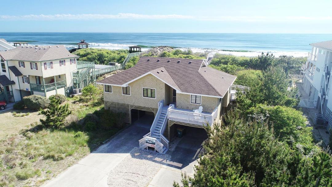 Photo of Buildings in Whalehead Beach