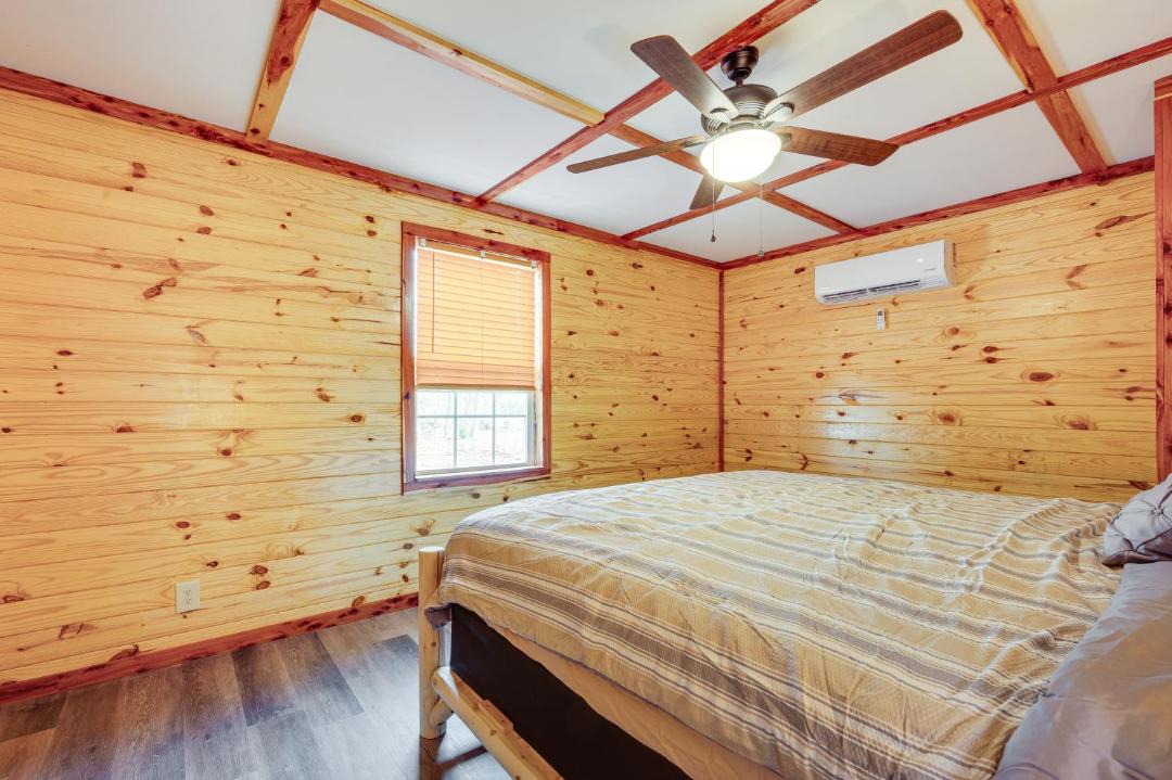 Photo of Bedroom in Troy