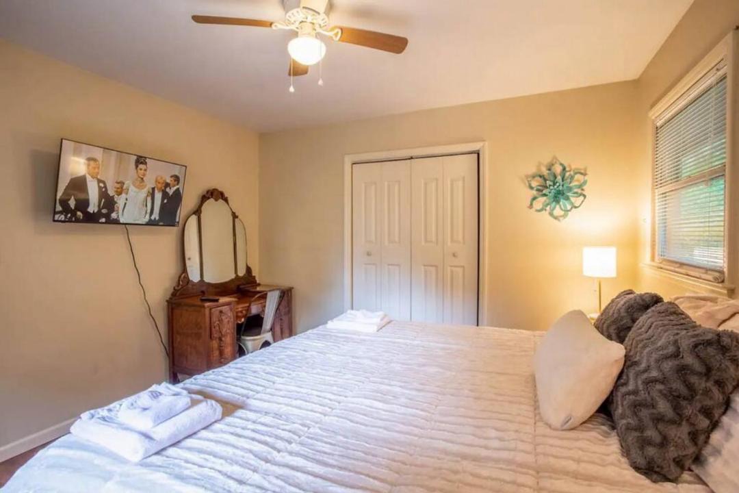 Photo of Bedroom in Blowing Rock