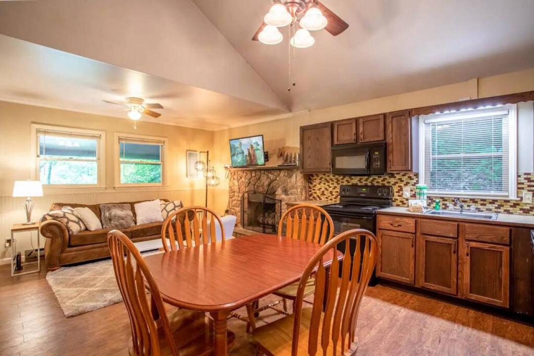 Photo of Kitchen in Blowing Rock