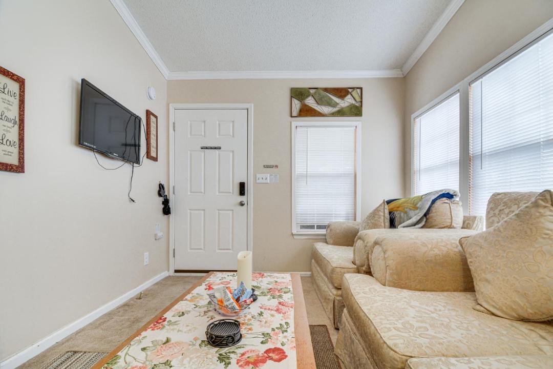 Photo of Livingroom in Cameron