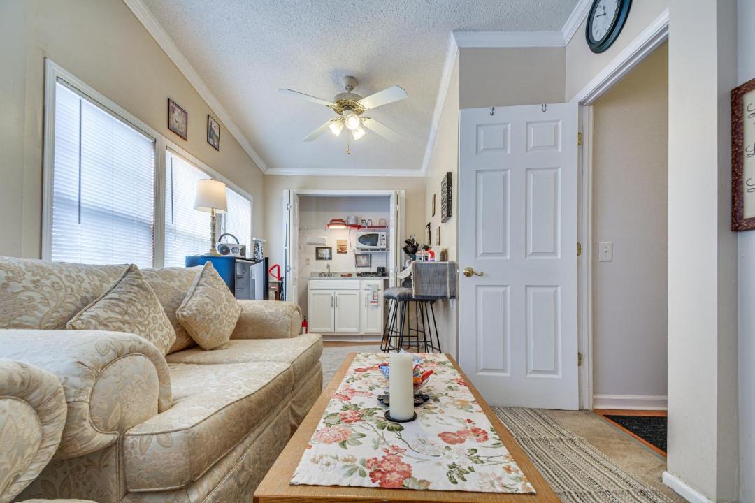 Photo of Livingroom in Cameron