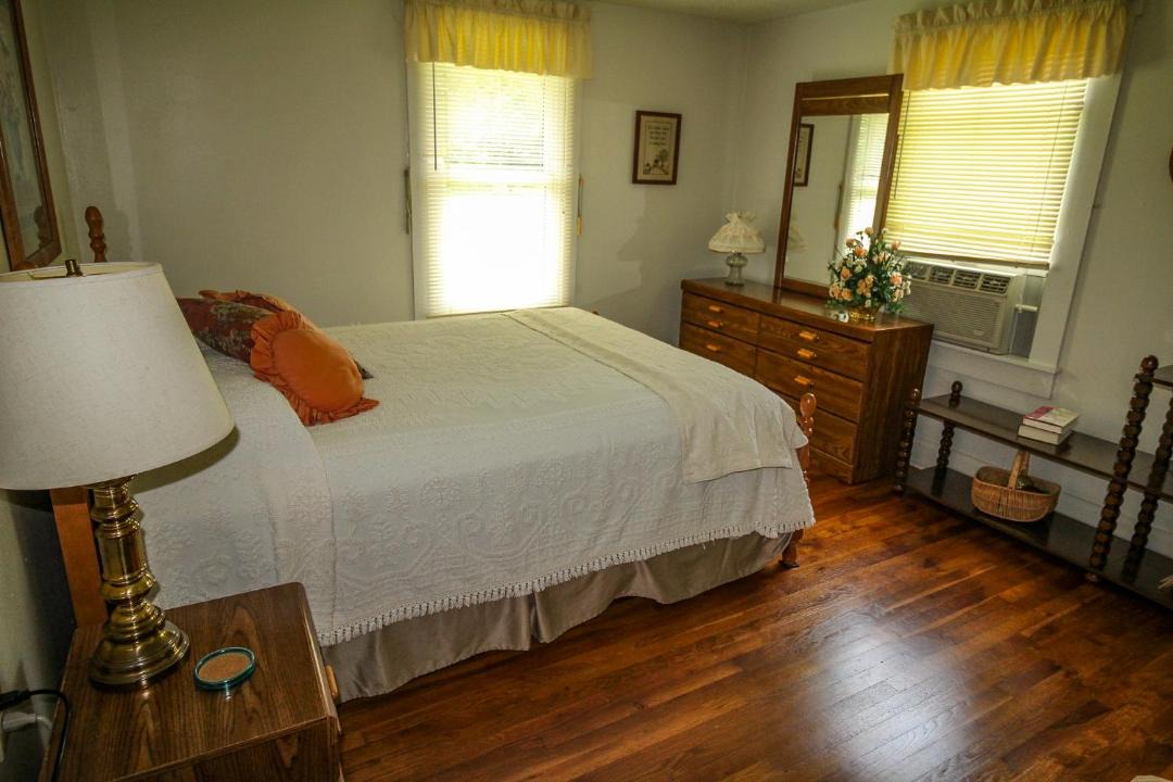 Photo of Bedroom in Crumpler