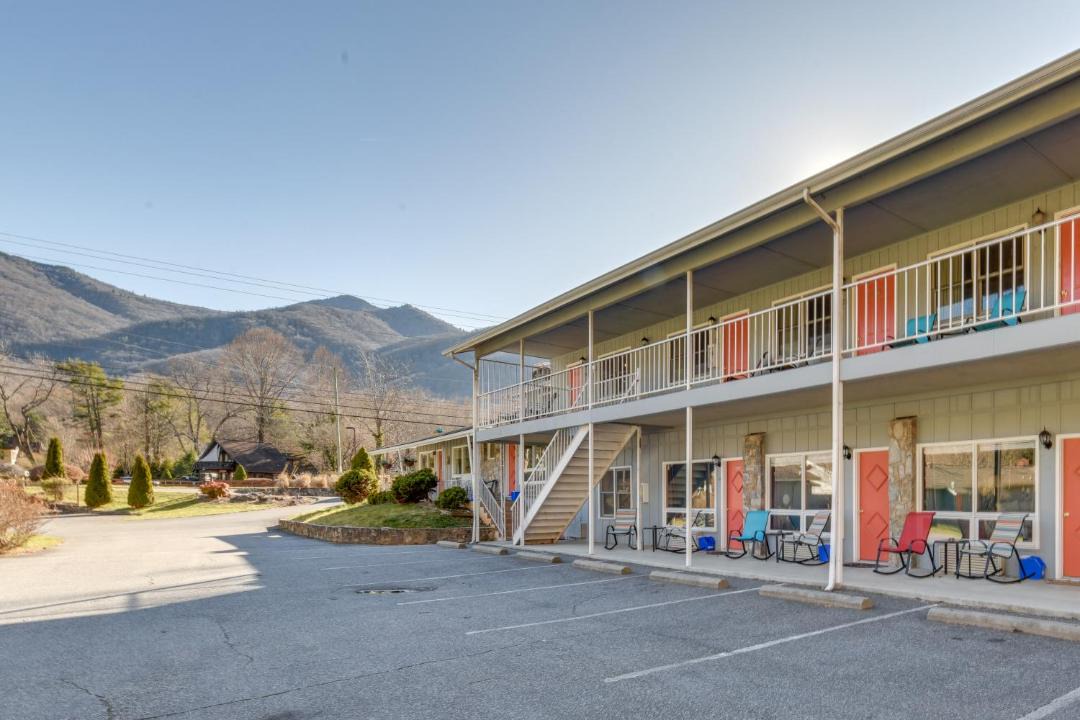 Photo of Others in Maggie Valley
