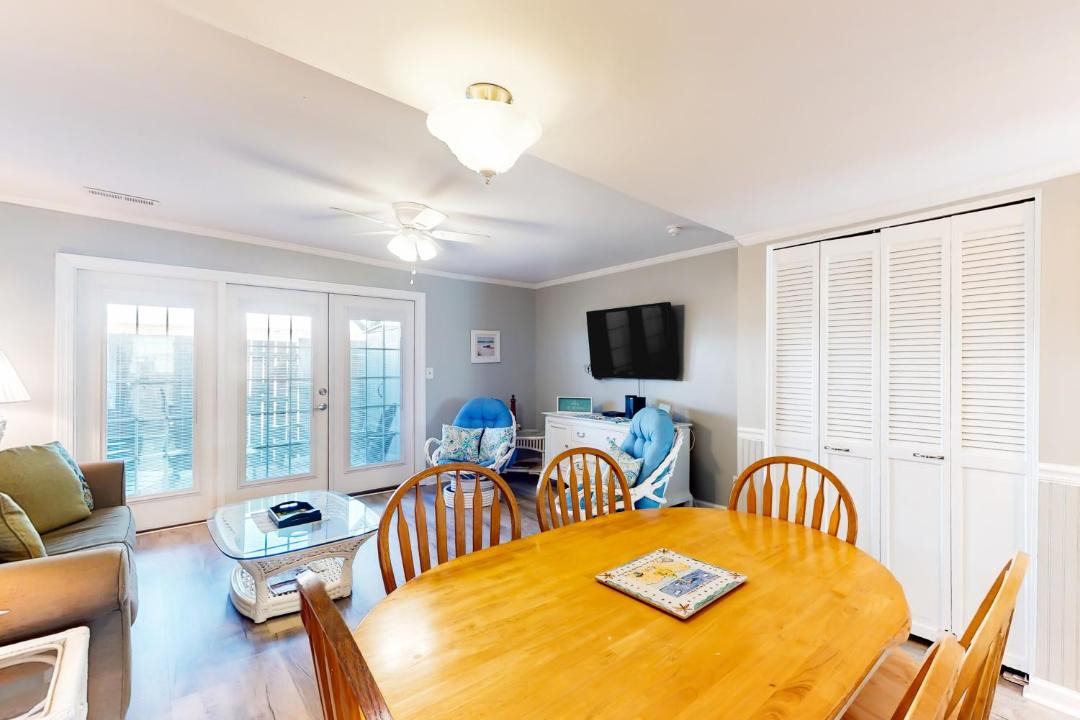 Photo of Others in Pine Knoll Shores
