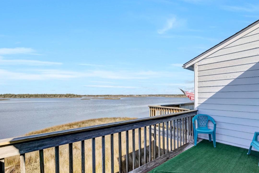 Photo of Patio Balcony in North Topsail Beach