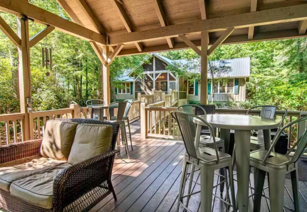 Photo of Patio Balcony in Cashiers