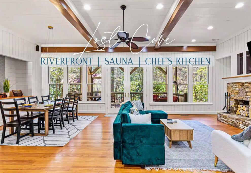 Photo of Livingroom in Cashiers