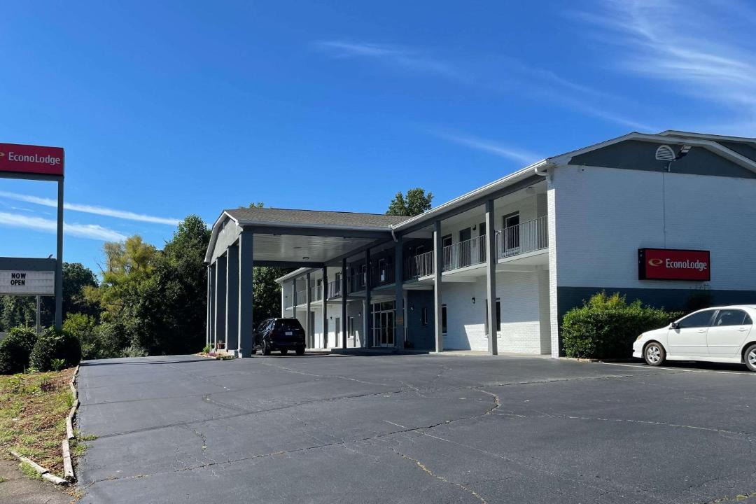 Photo of Buildings in Forest City